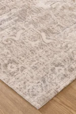 Solenne Beige Distressed Vintage Rug